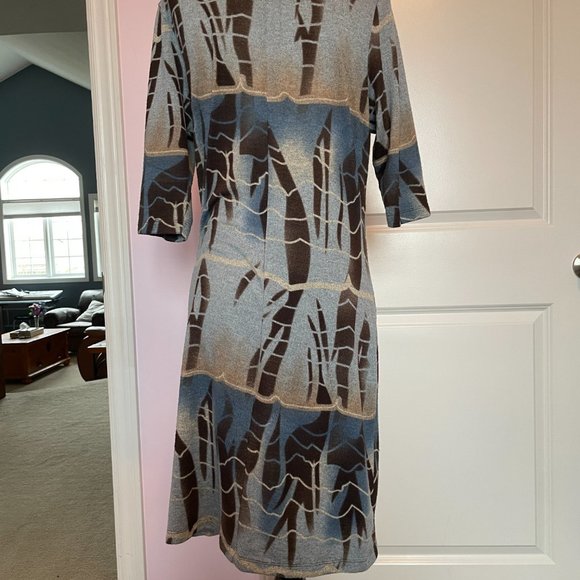 Dress designed by Point Zero - Picture 2 of 5